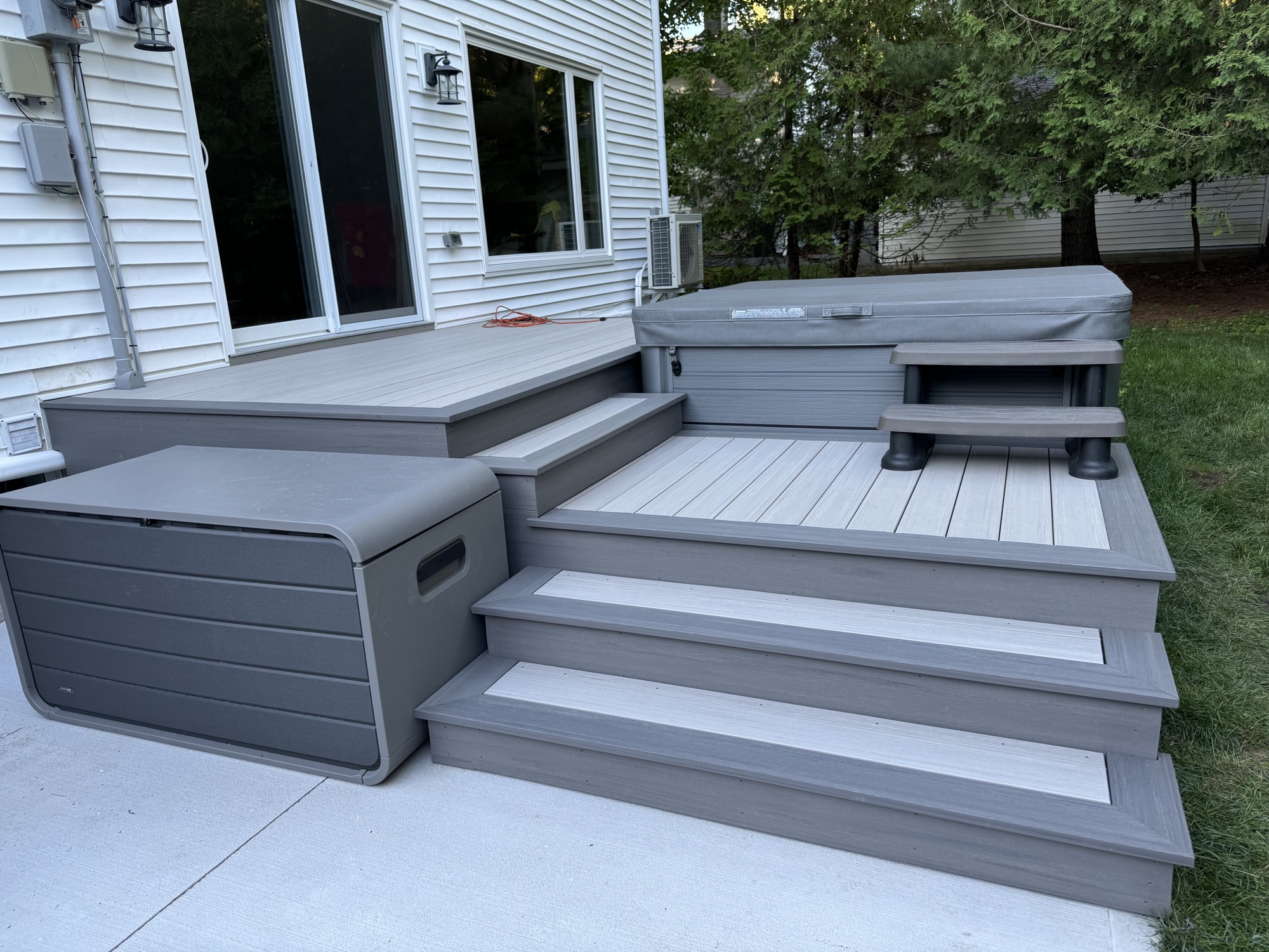  Patio deck with modern finishes.